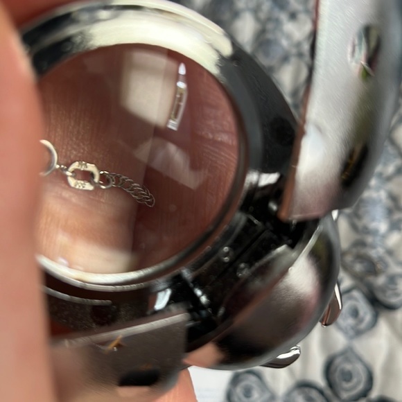 doucet gold chain and heart pendant with diamonds - Size 20 inches - Picture 4 of 5